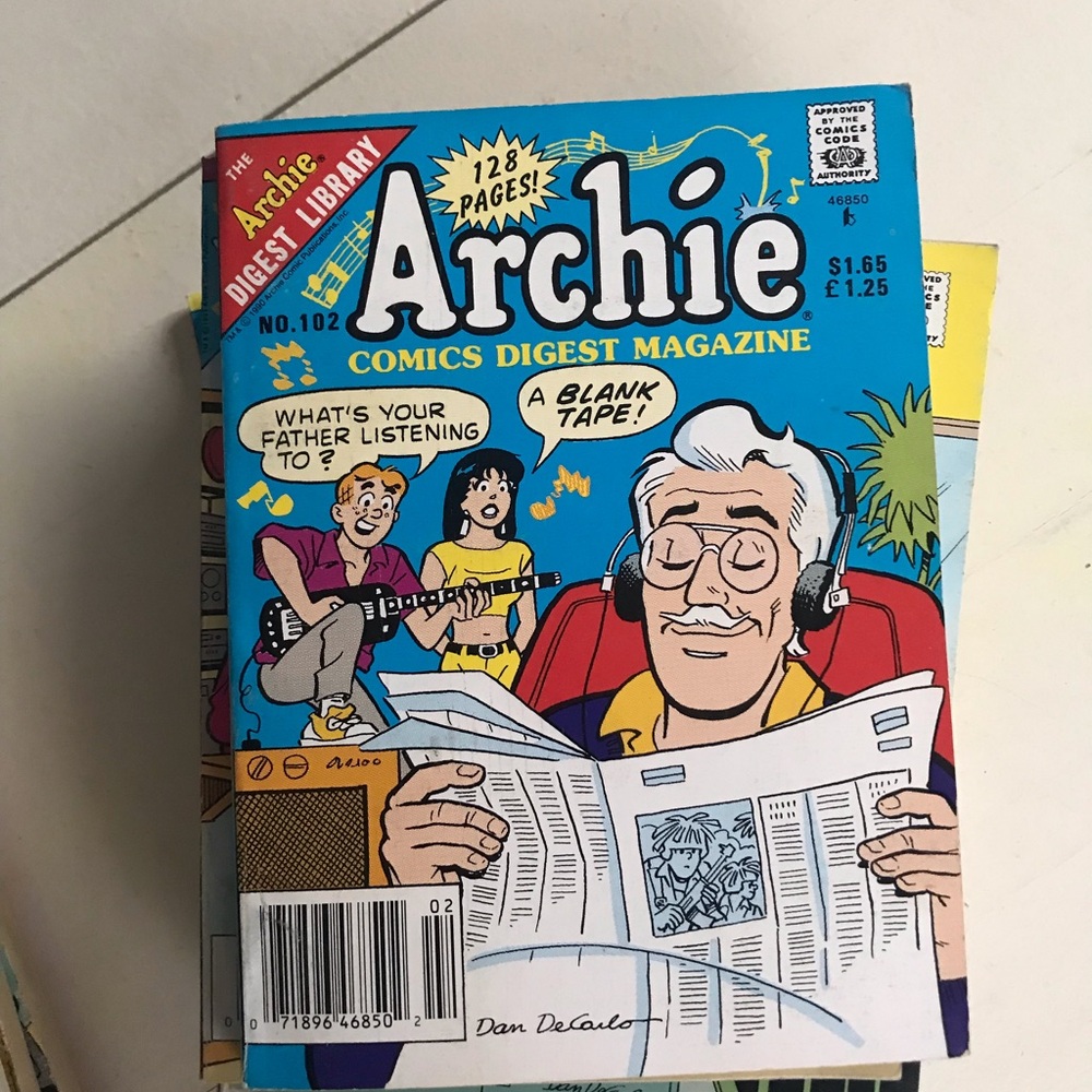 Archie Comics Digest Magazine No.102 - Bright Blue Cover